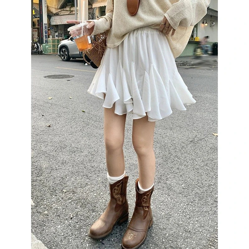 白色不规则蓬蓬半身裙女2025夏季设计感高腰显瘦减龄花苞仙女短裙