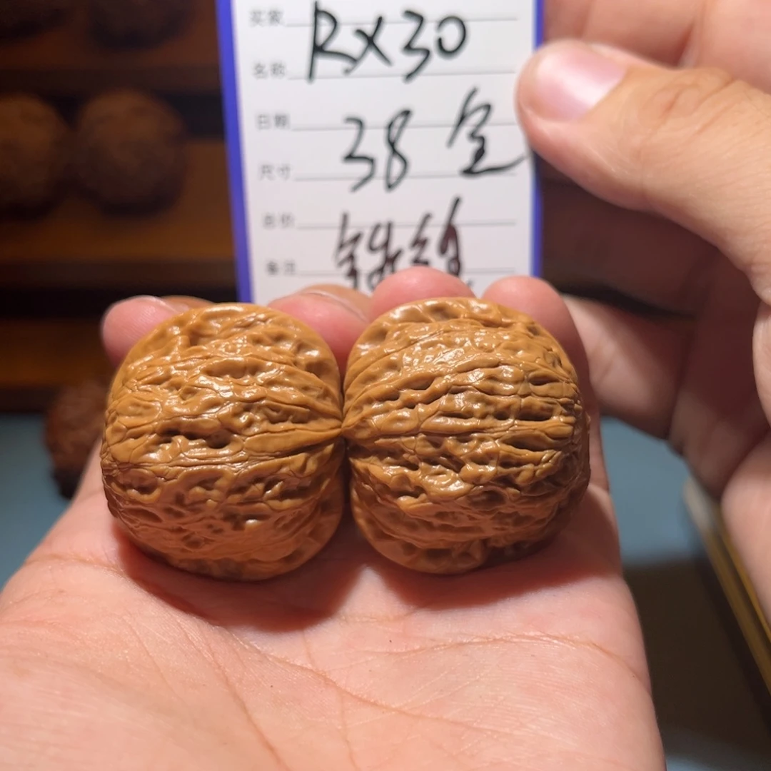 文玩核桃吊坠文玩