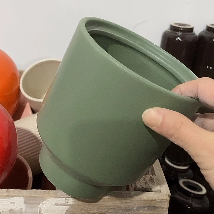 陶盆有孔 瑕疵针孔漏釉介意勿拍外高 15外口13