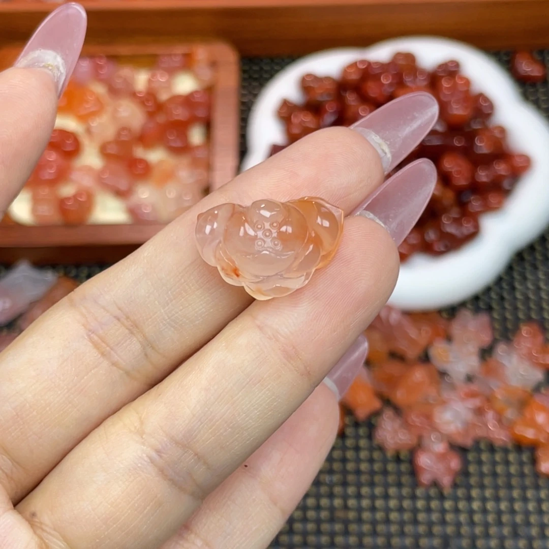 南红玛瑙未镶嵌配饰荷花