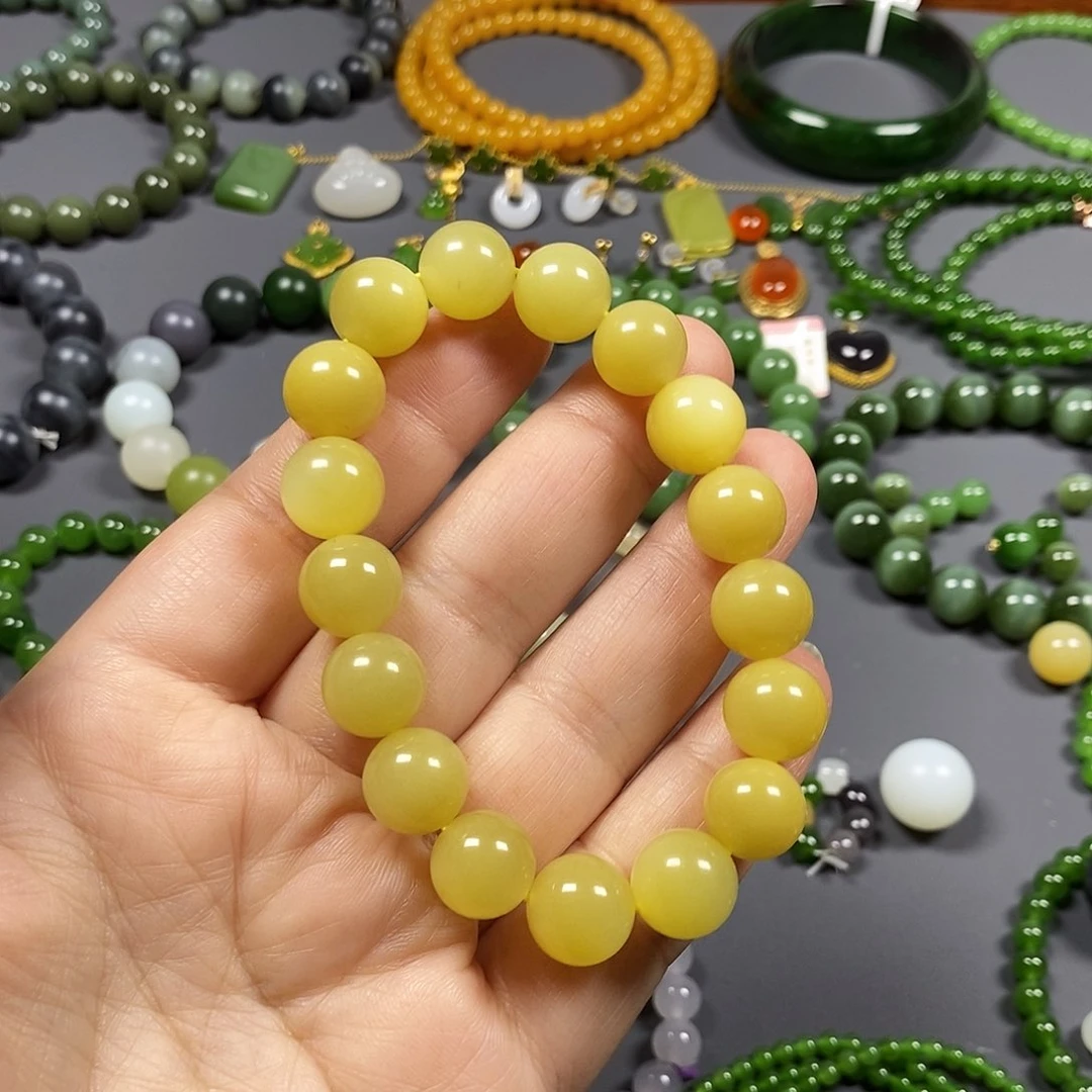 雷***_手串未镶嵌和田玉