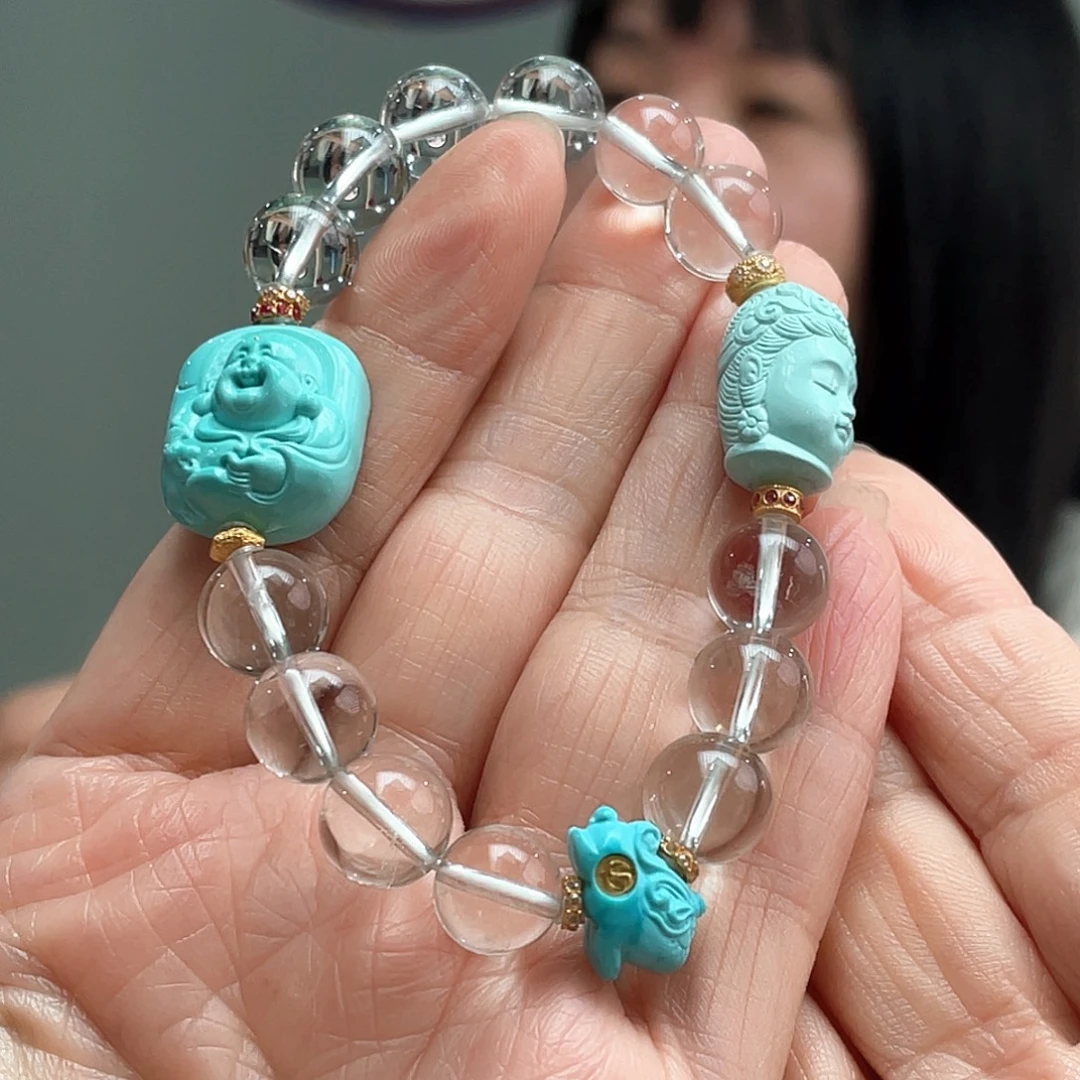 麦***麦未镶嵌绿松石颈饰