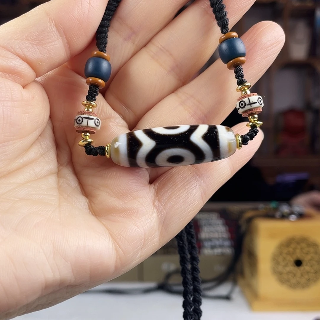 玛瑙/玉髓合金颈饰行运