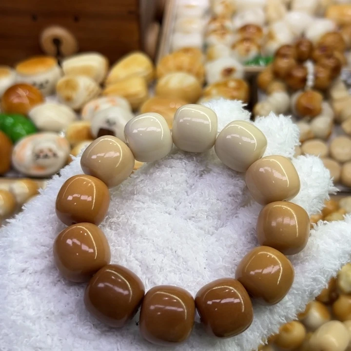 菩提根/象牙果把件71 臻品象牙果原果老师傅精工渐变老型微瑕