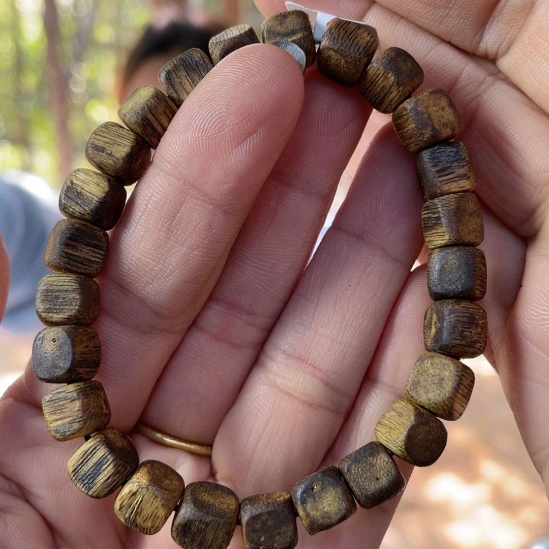 【闪购商品】沉香手串，天然野方珠0.8/6克多样性发一