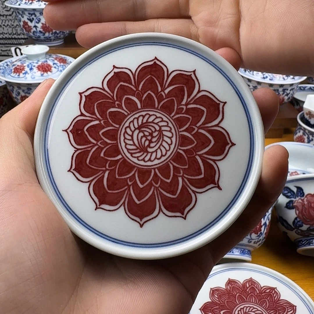 当代青花釉里红盖置