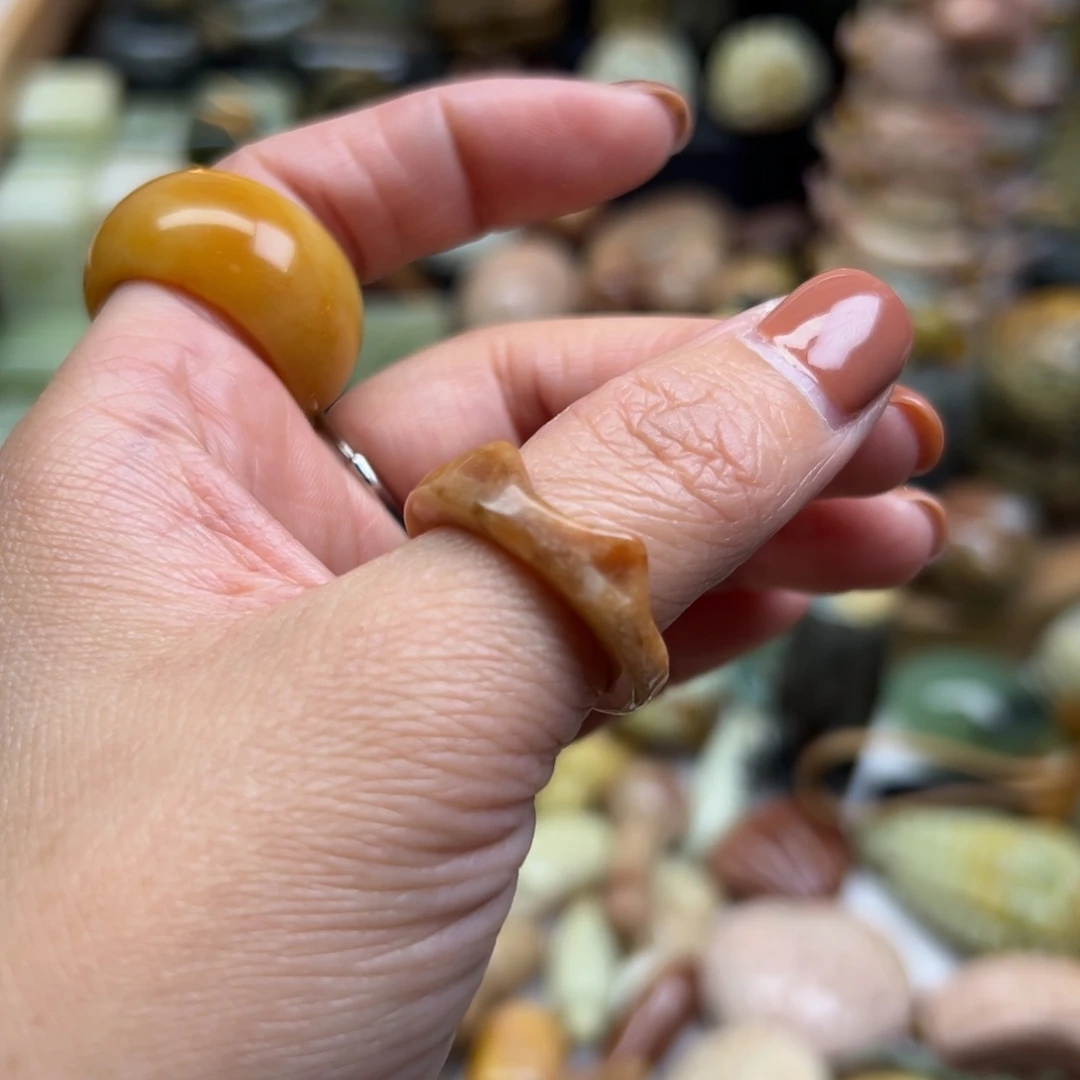 岫玉未镶嵌颈饰辽阳红猫耳朵18.2