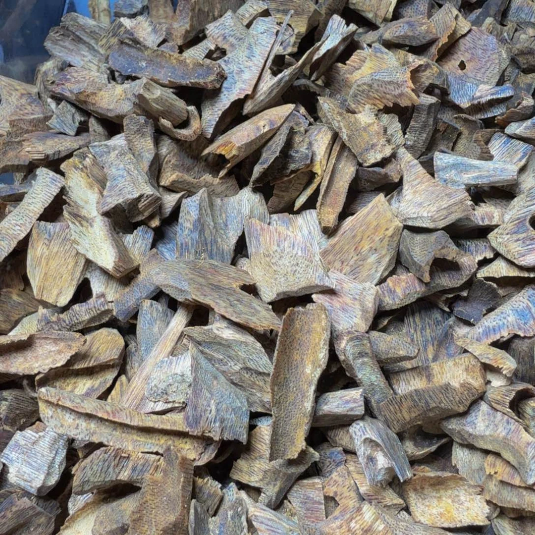 树脂制品我****强树脂制品，乌身100