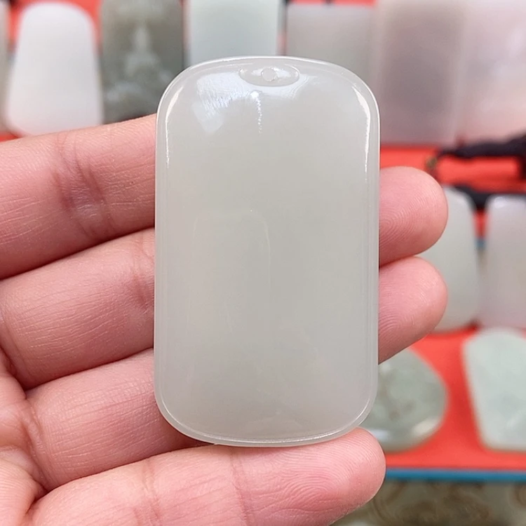 【闪购商品】颈饰未镶嵌和田玉