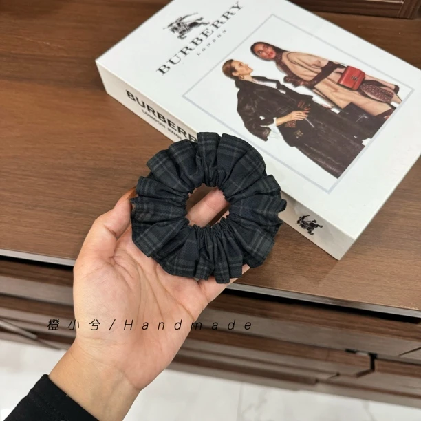 橙小兮原创 复古棋盘格压边设计韩系轻职风肠圈发圈