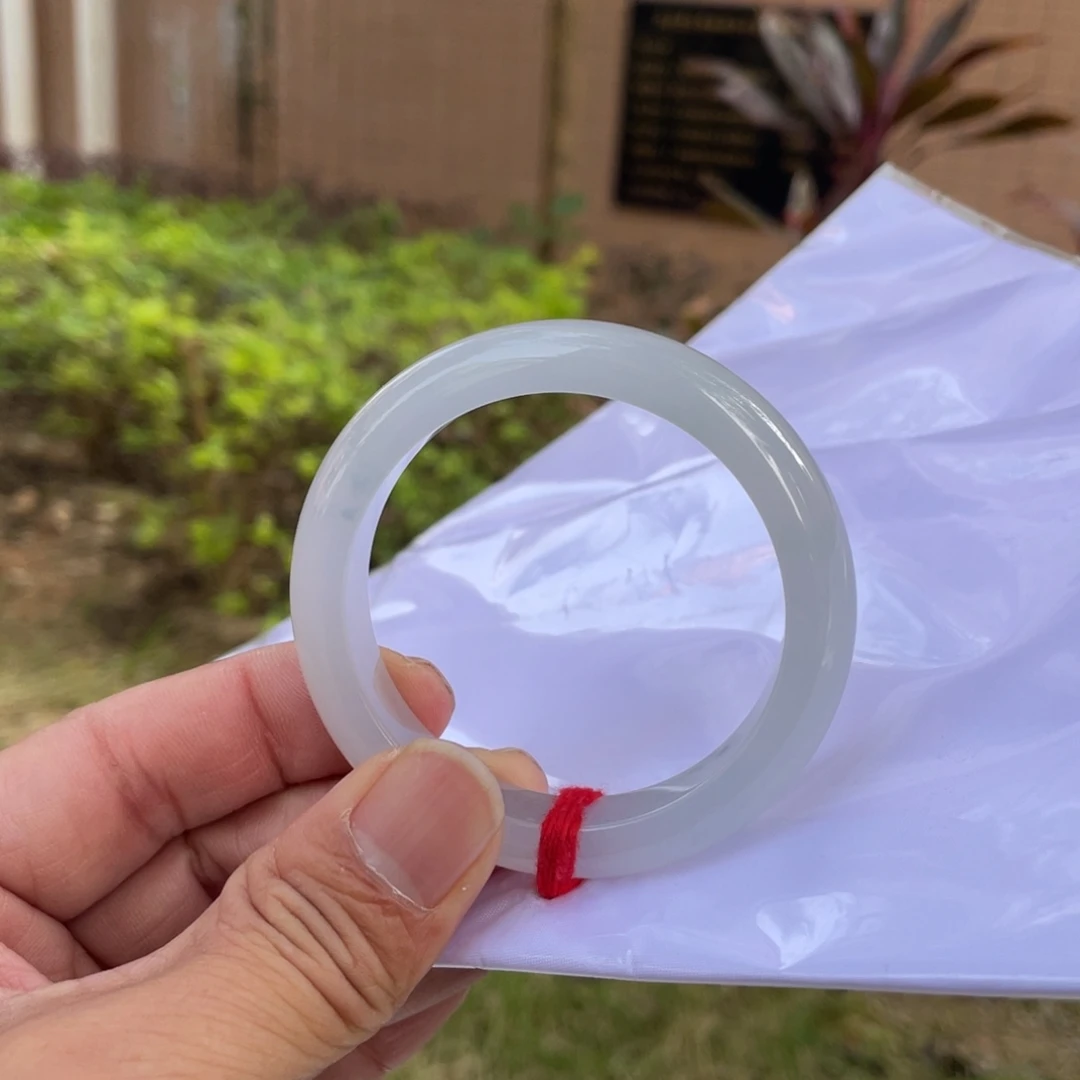 翡翠未镶嵌手镯53.7糯冰白月光起胶光