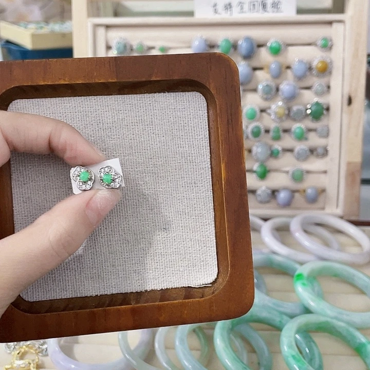 翡翠未镶嵌颈饰天然翡翠Ａ货