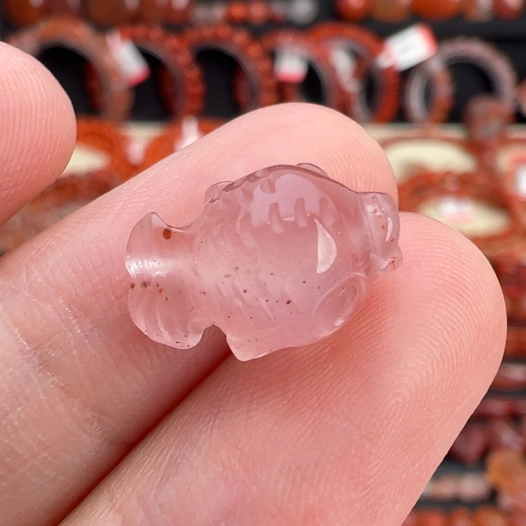 南红玛瑙未镶嵌颈饰冰粉嘟嘟鱼