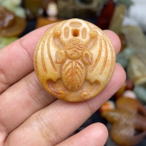和田玉未镶嵌颈饰40