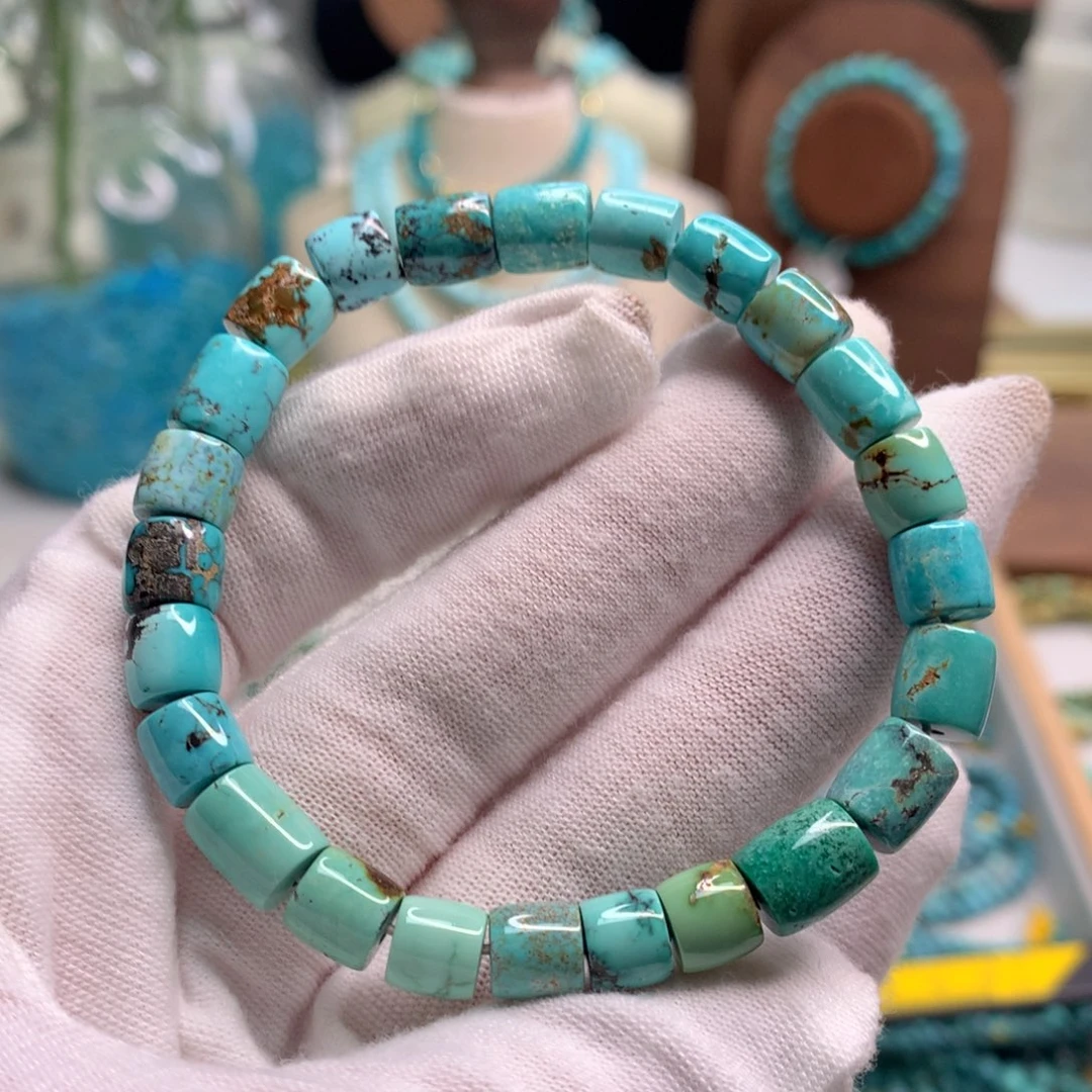 绿松石未镶嵌饰品