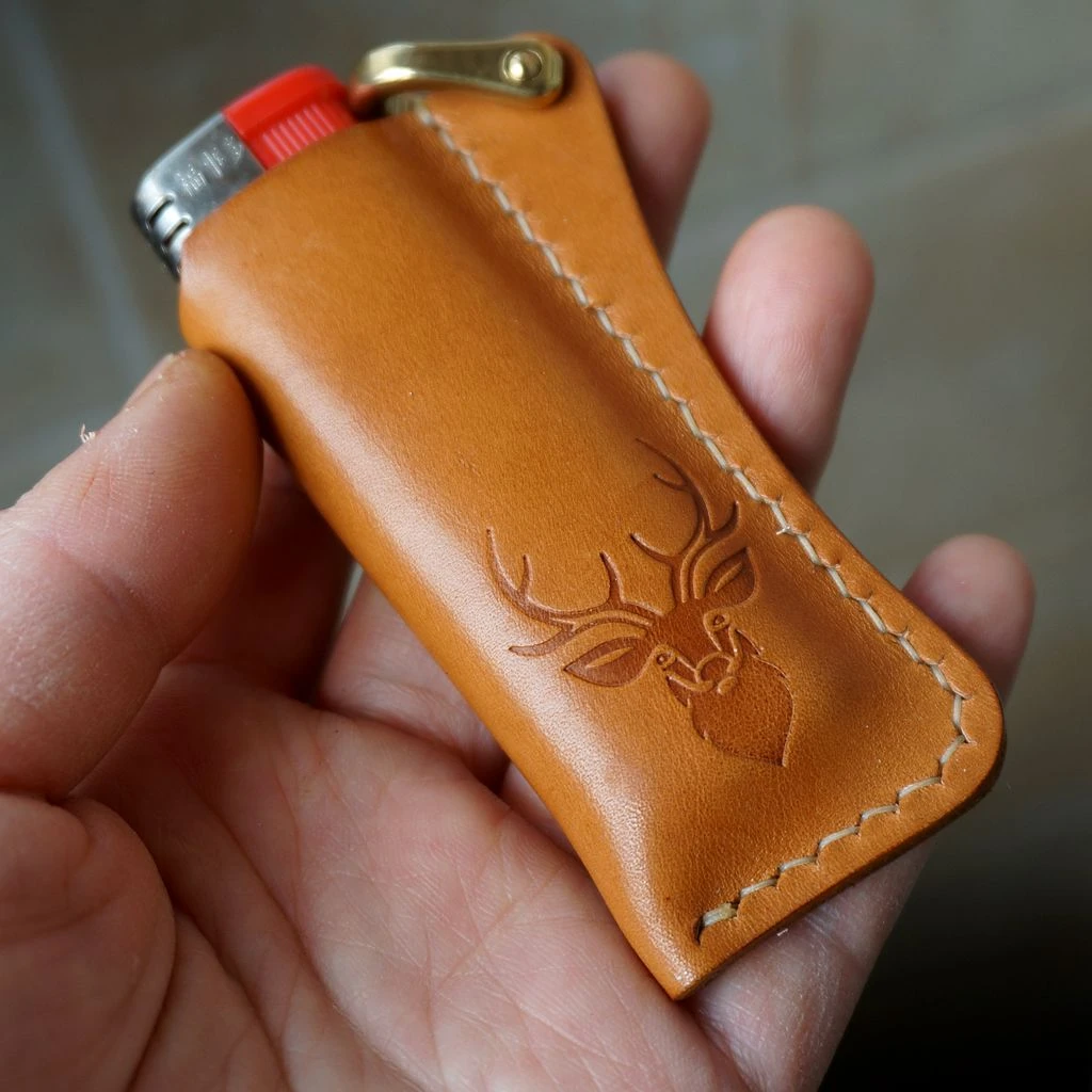 小牛皮一次性打火机皮套防摔防丢草蟒火机保护套手工定制真皮