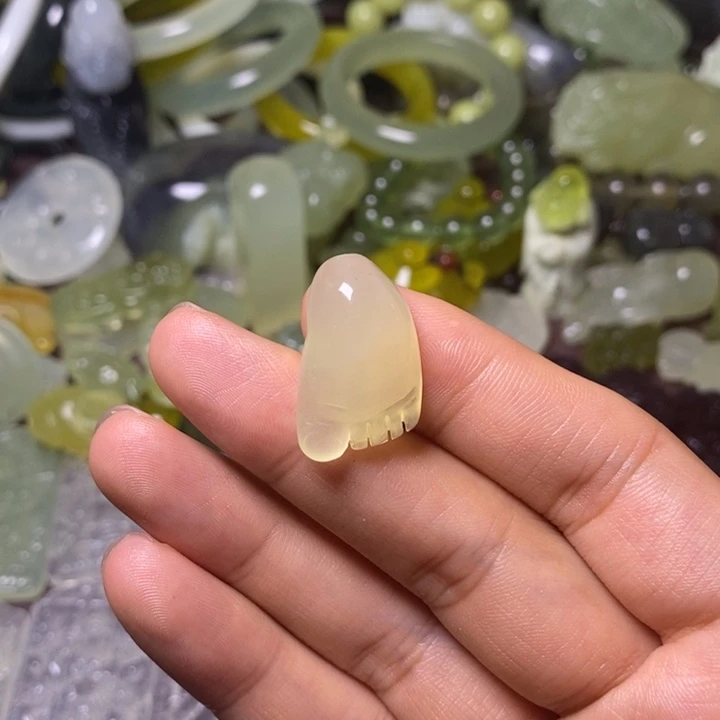 岫玉天然岫玉颈饰未镶嵌