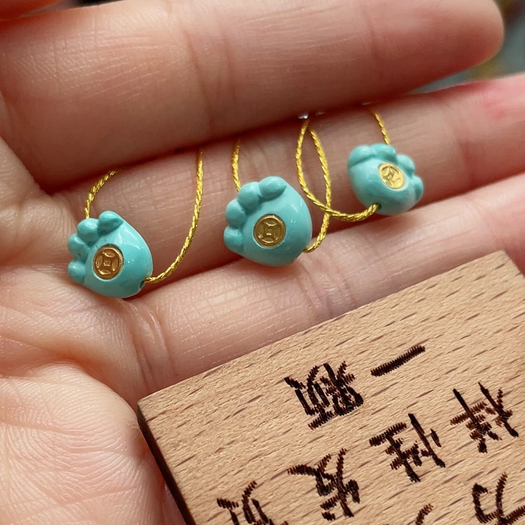 绿松石颈饰未镶嵌