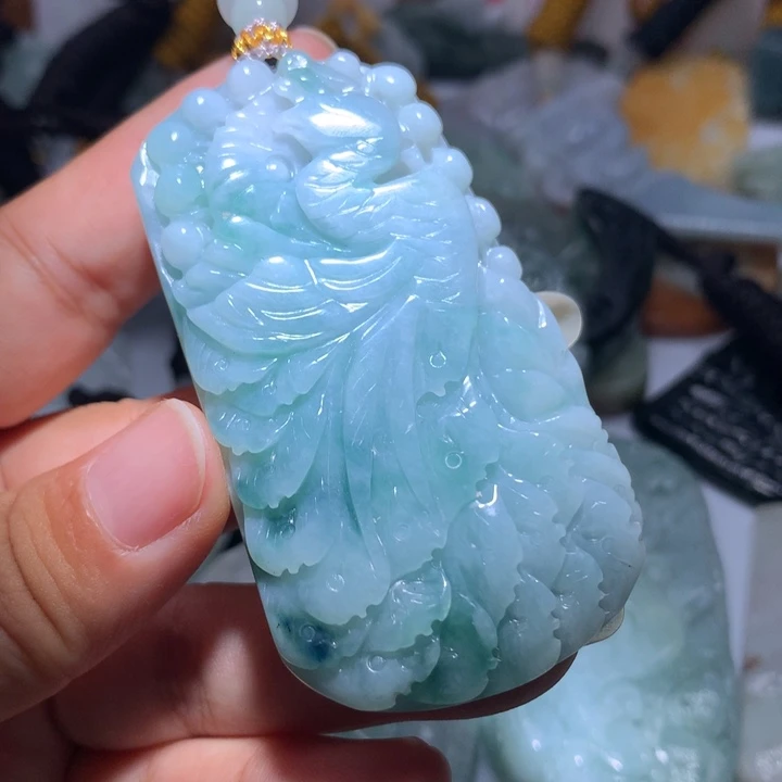 翡翠未镶嵌颈饰保真天然A货翡翠