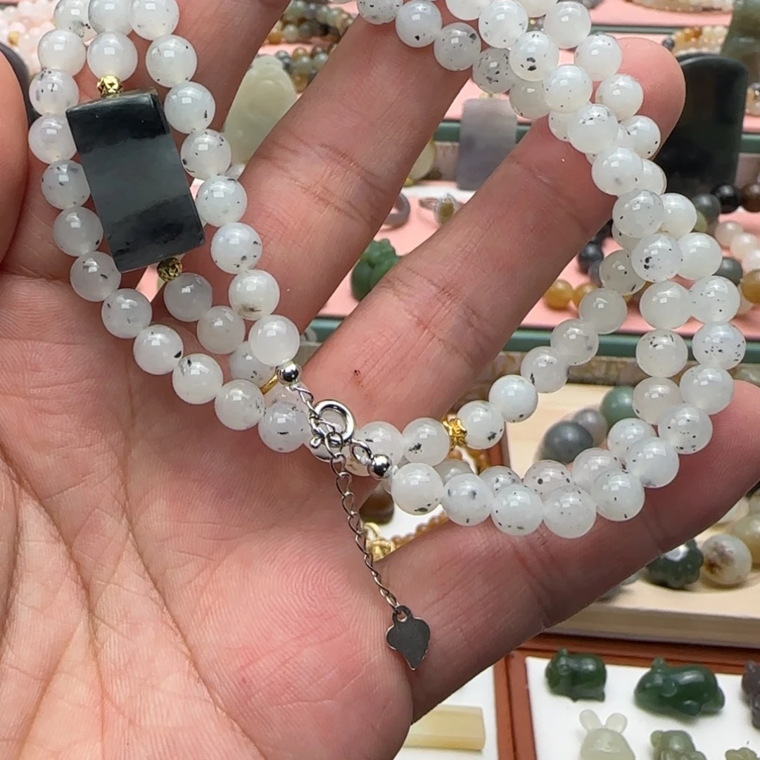 松***家和田玉未镶嵌吊坠(不含链)