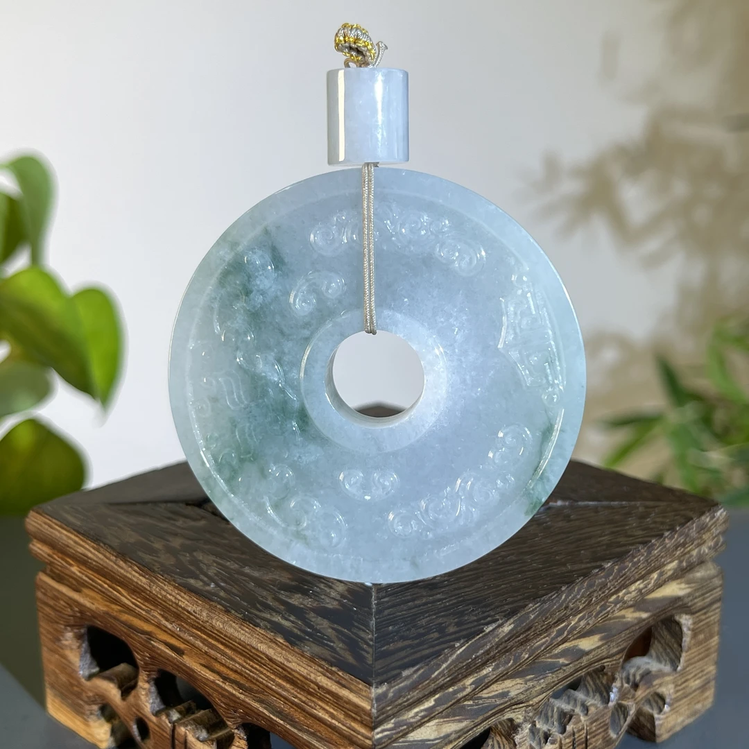 JCB17-83   天然缅甸A货翡翠  仿古扣