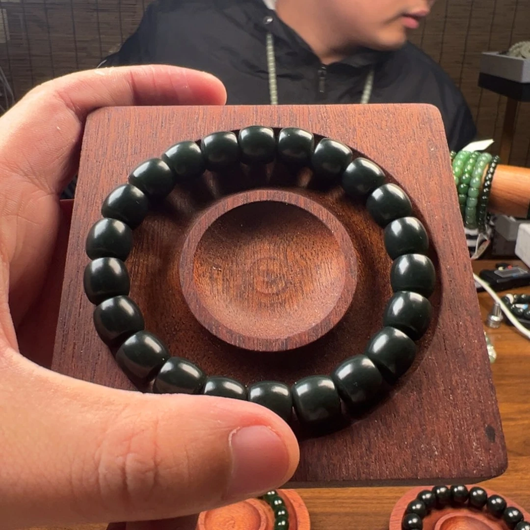 和田玉未镶嵌手链