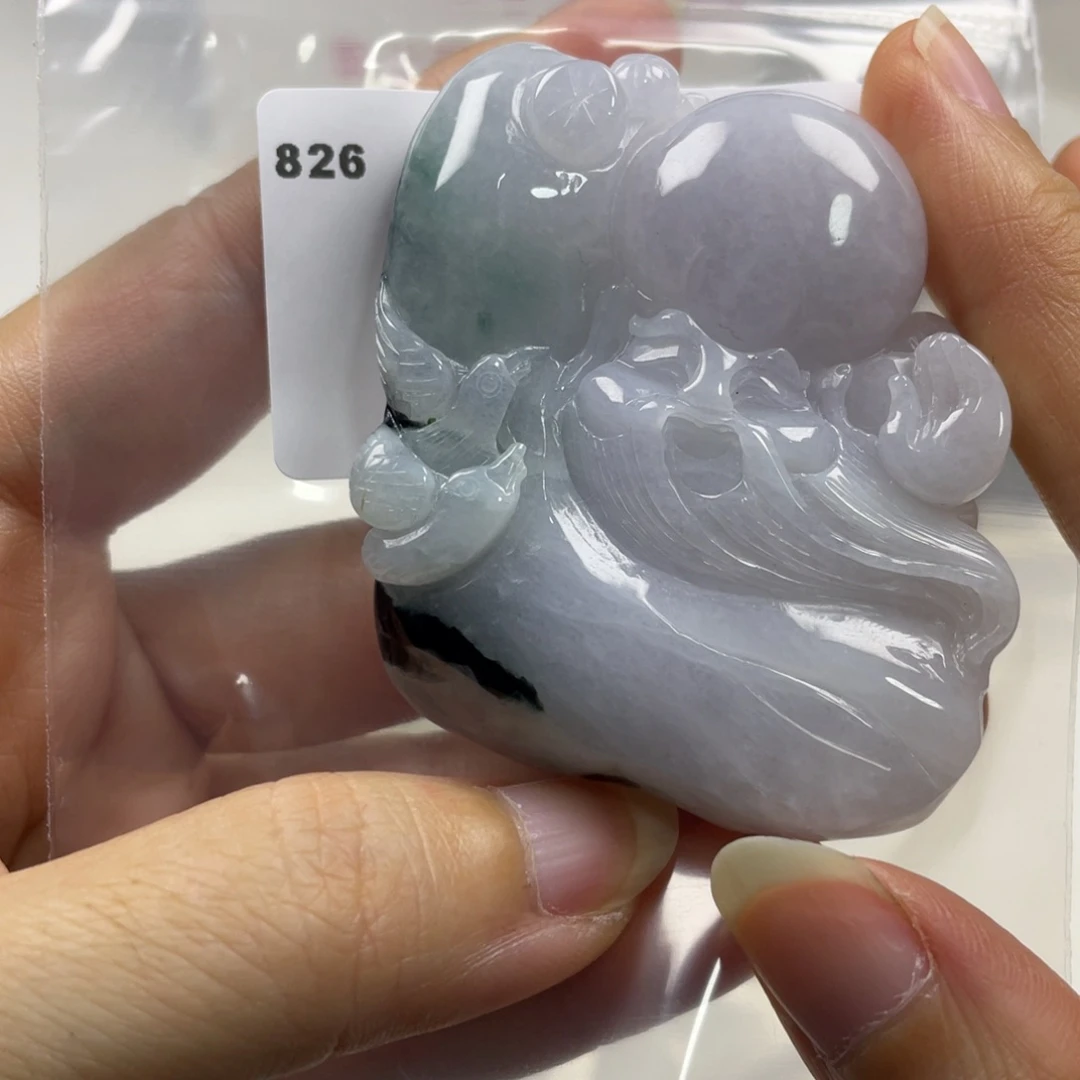 翡翠未镶嵌颈饰牌子