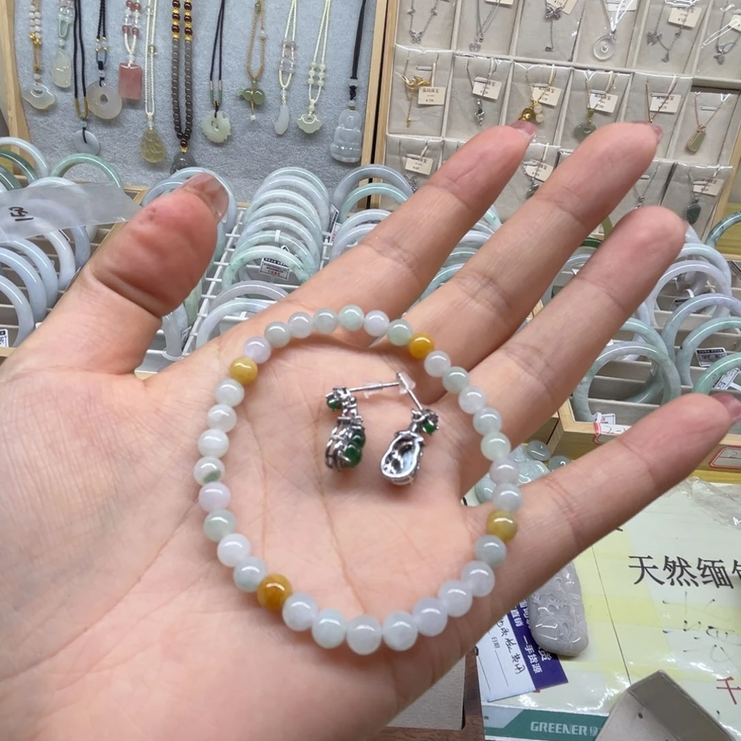 翡翠未镶嵌手镯天然缅甸翡翠手镯