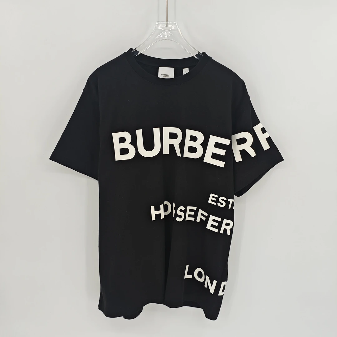 99新 BURBERRY/博柏利 黑色弹幕印花圆领套头短袖/S码/Sw24866