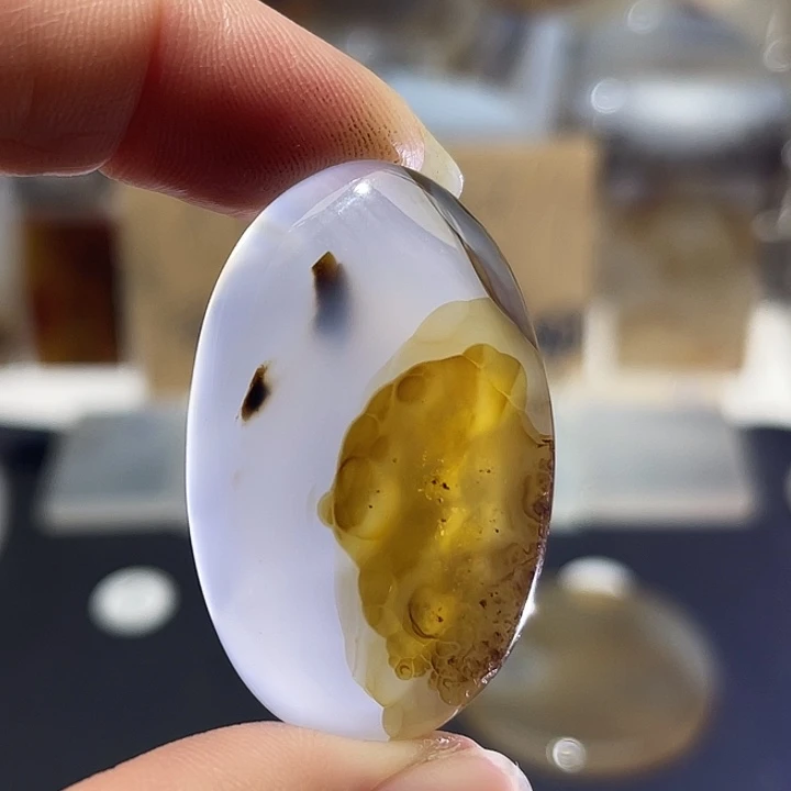 未镶嵌颈饰玛瑙/玉髓