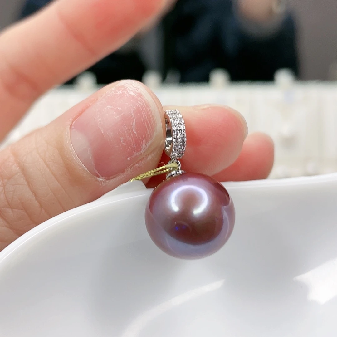 淡水珍珠吊坠(赠链)未镶嵌