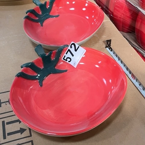 微瑕，不明火，口径13高度3，2个572，拖釉针孔