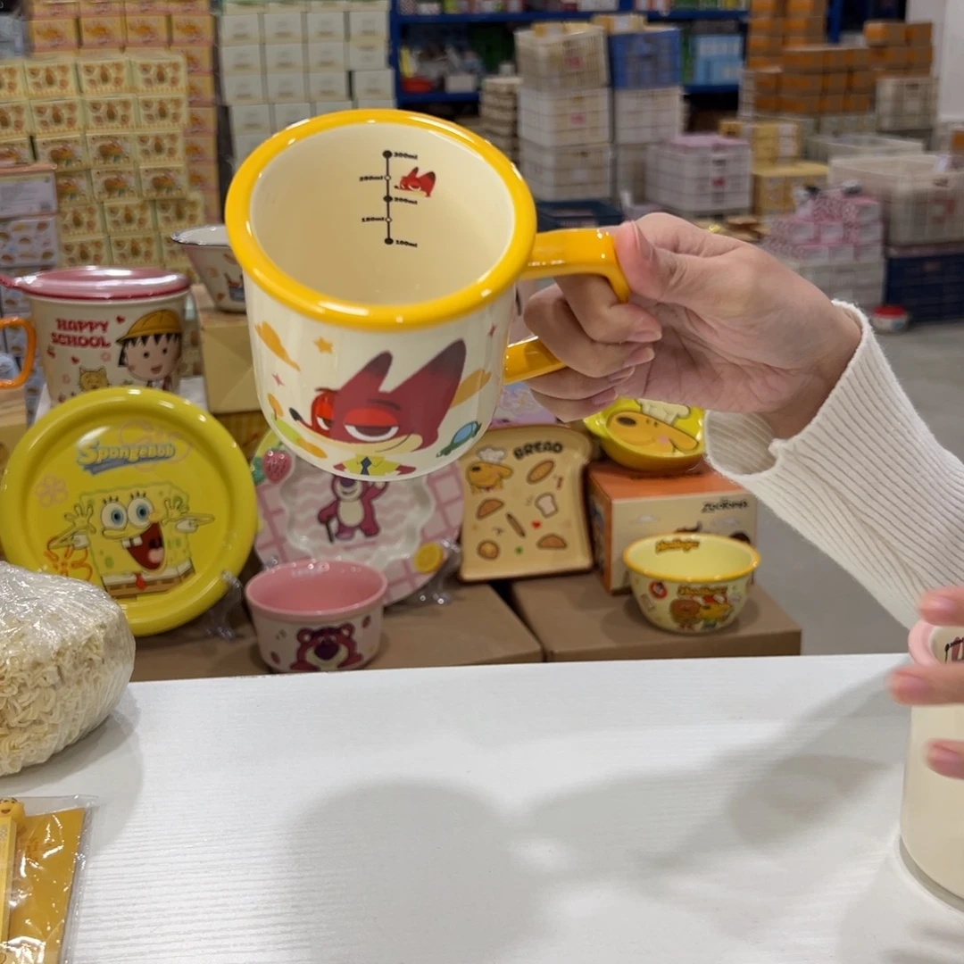 瓷31 尼克。 陶瓷陶瓷陶瓷天