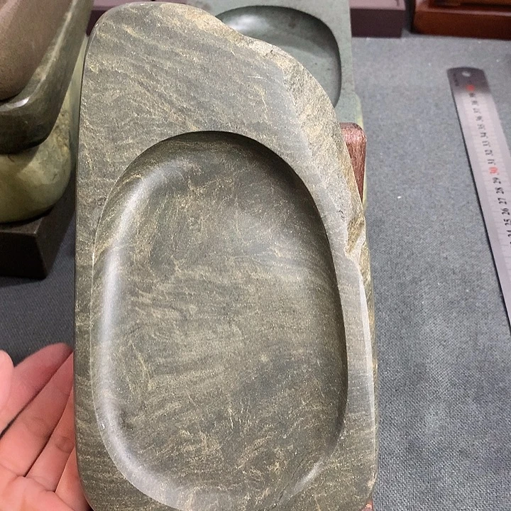 广东肇庆原石端砚