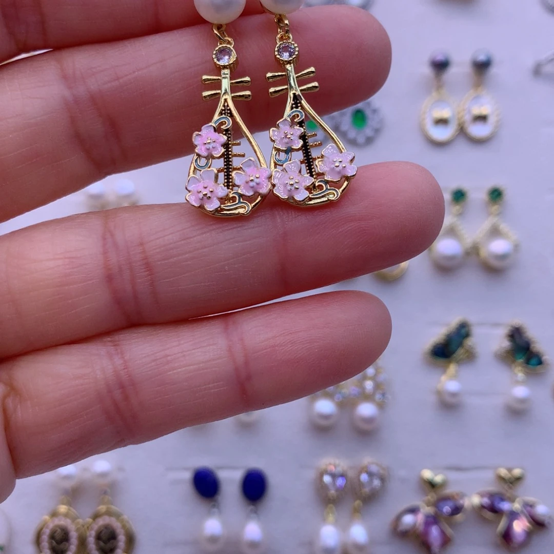 淡水珍珠耳饰合金