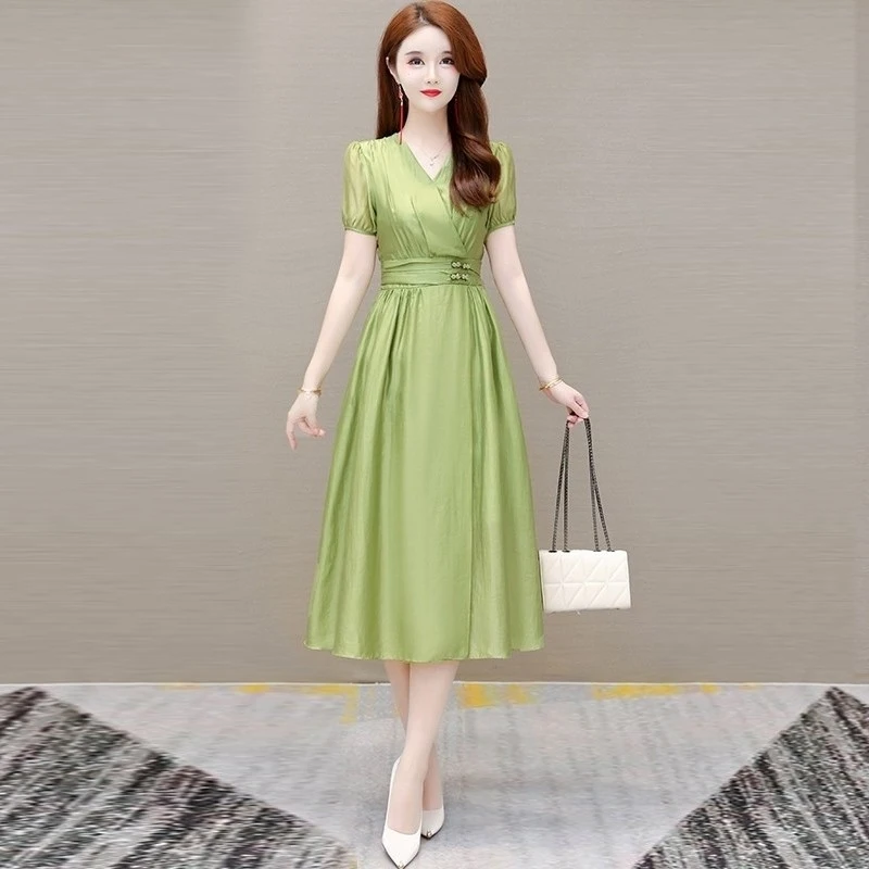 【可蓓儿】绿色连衣裙2025女新款夏小个子高端奢华高档减龄正式场合