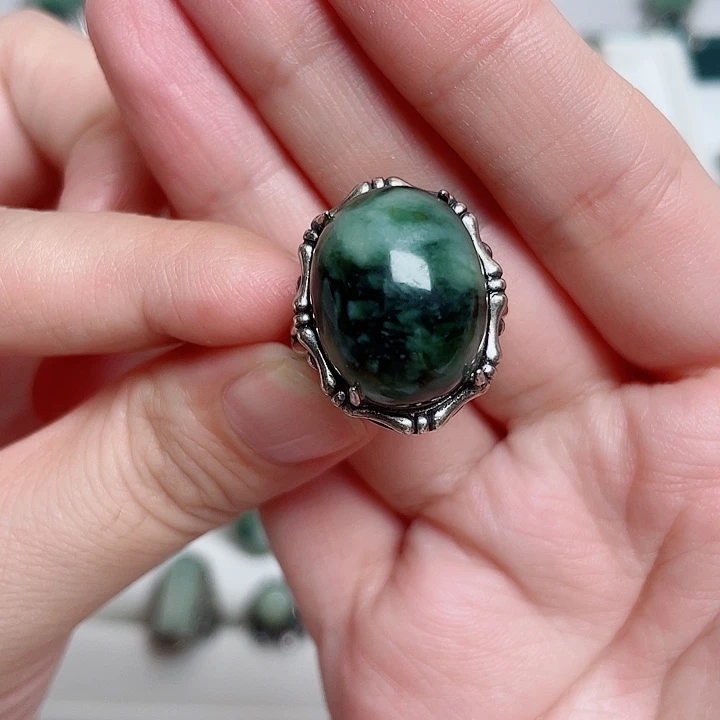 透闪石-蛇纹石玉银S925镶嵌戒指