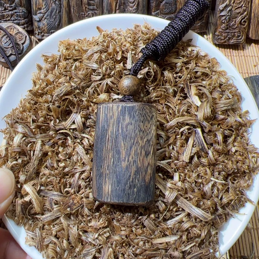 沉香沉香碎屑绿棋素牌9.6克