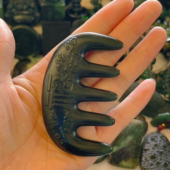 紫****未镶嵌蛇纹石玉泰山玉