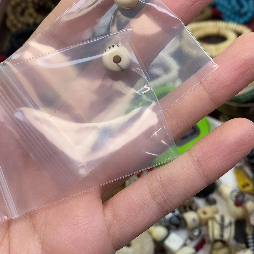 柏香籽/百香籽吊坠M**o