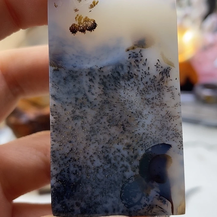 玛瑙/玉髓未镶嵌珠宝奇石