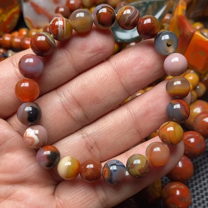 玛瑙/玉髓手串未镶嵌人*