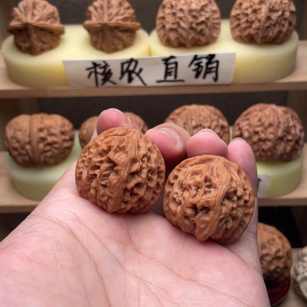 吊坠文玩核桃苹果圆手捻34➕交友价