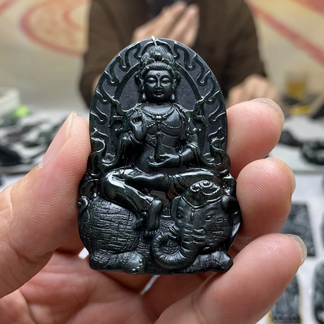 翡翠未镶嵌颈饰普贤