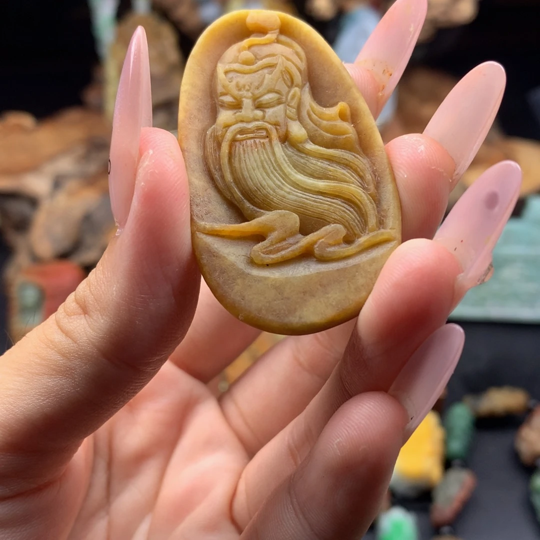 定制翡翠未镶嵌翡翠