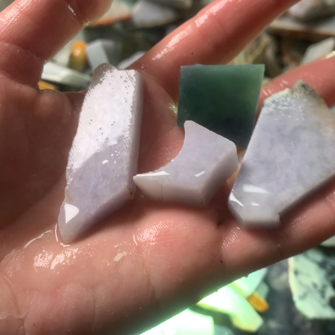 翡翠颈饰未镶嵌缅甸翡翠