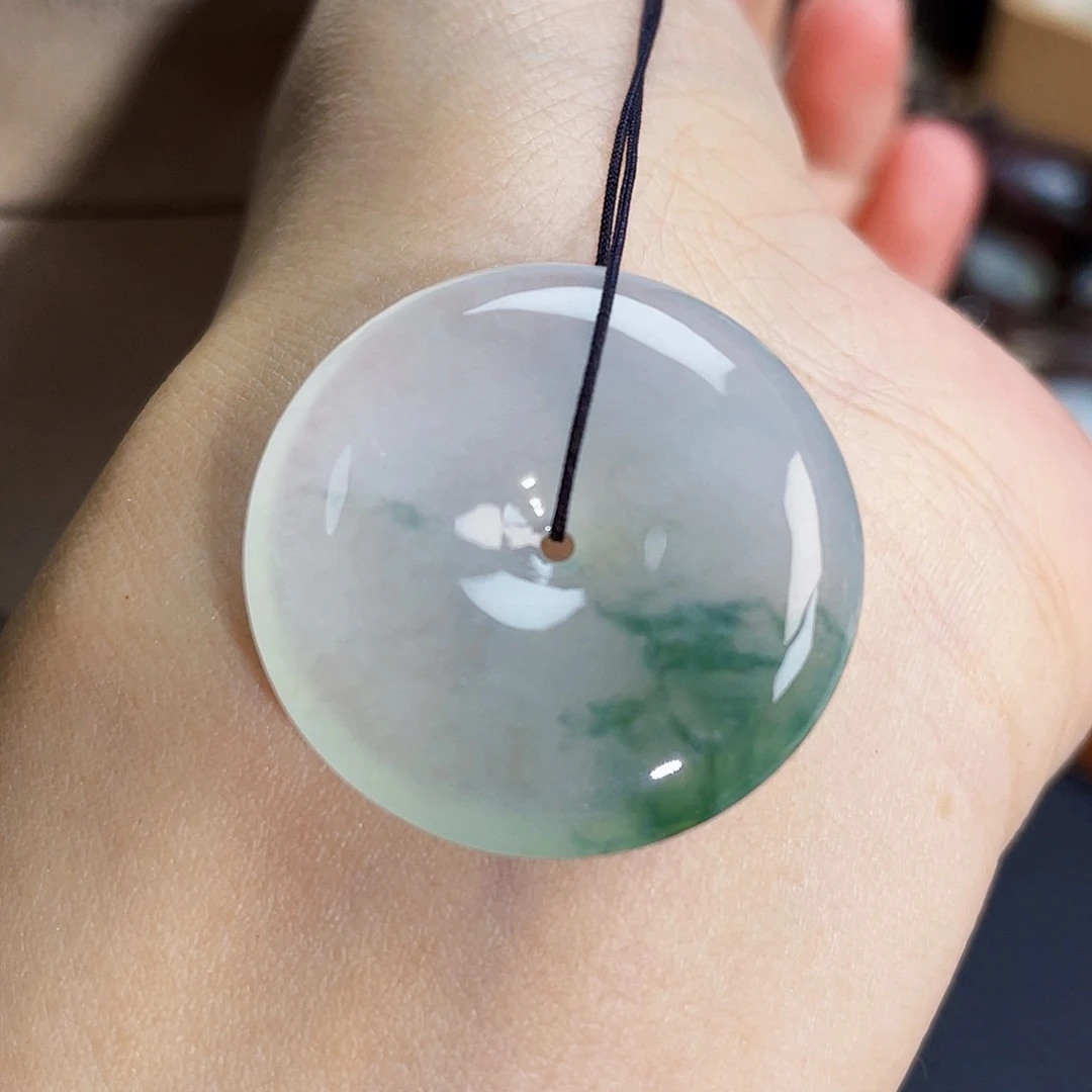 颈饰未镶嵌翡翠吊坠