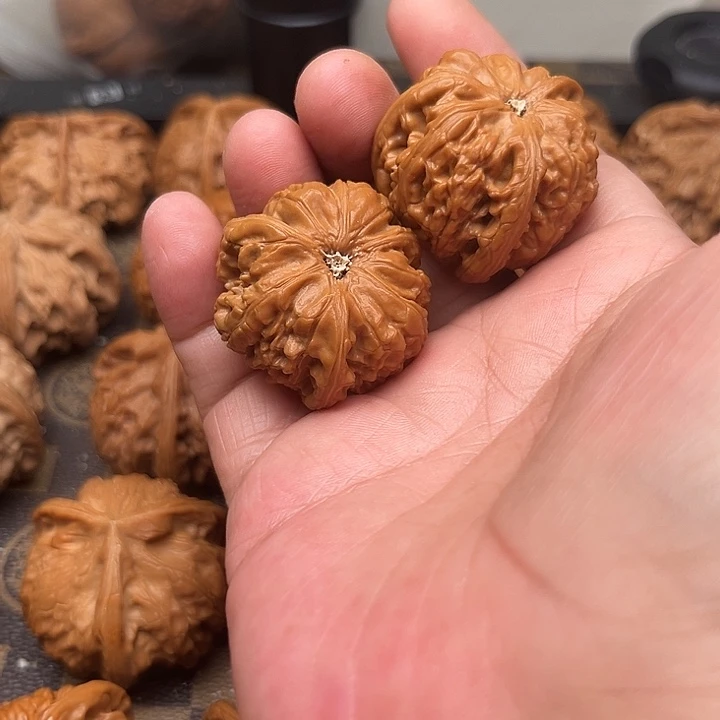 五***月文玩核桃吊坠你们都在