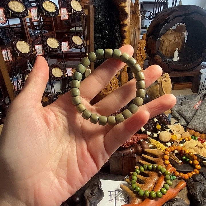 黑酸枝木类绿谭手串