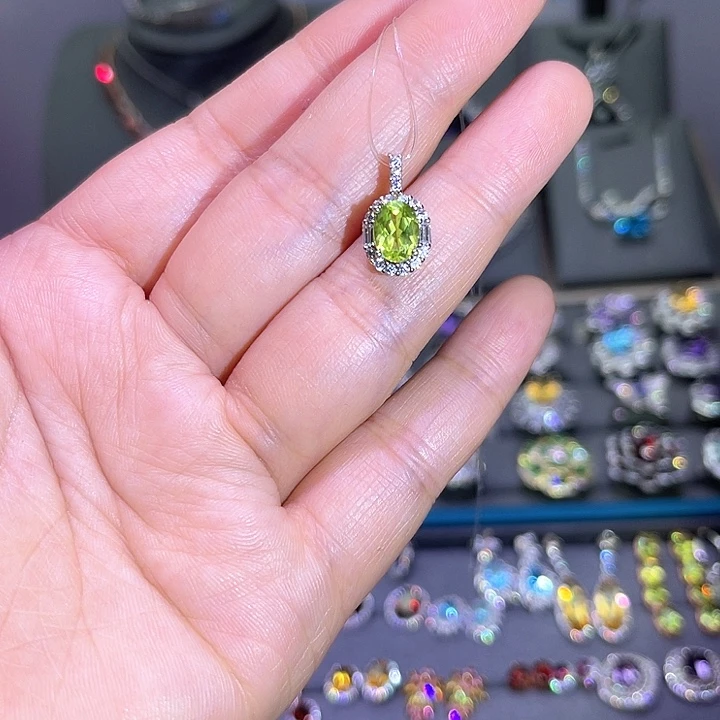 银S925镶嵌吊坠(赠链)橄榄石